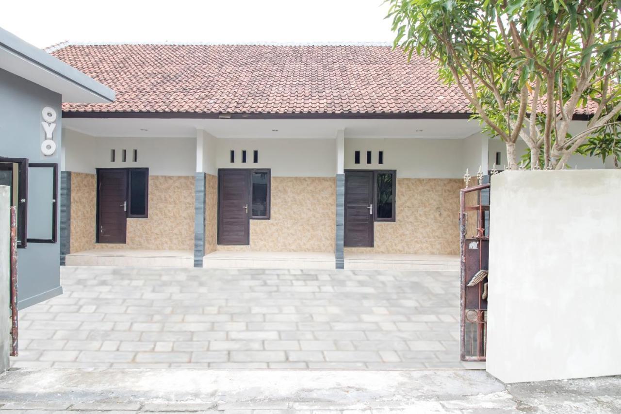 Oyo 2984 Berlian House Ungasan Hotel Jimbaran  Exterior photo